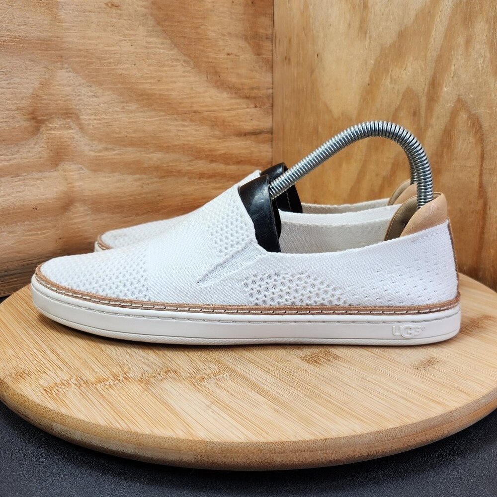 UGG Womens Sammy Slip On Hyperweave Casual Sneakers White Size 7.5